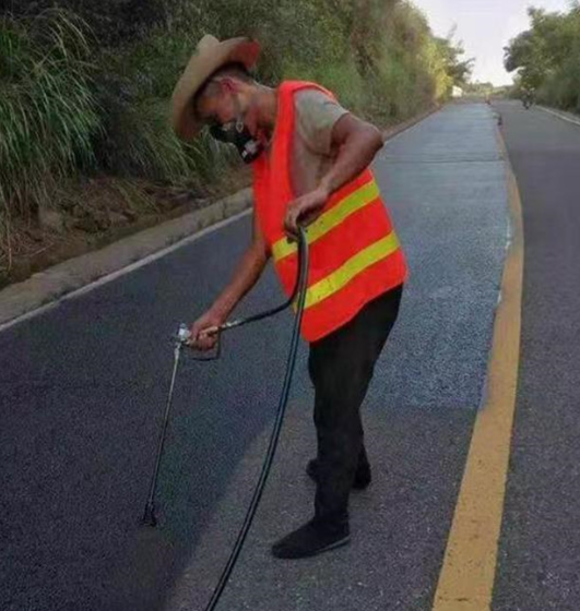 山西路面喷涂翻新彩色步道施工方案