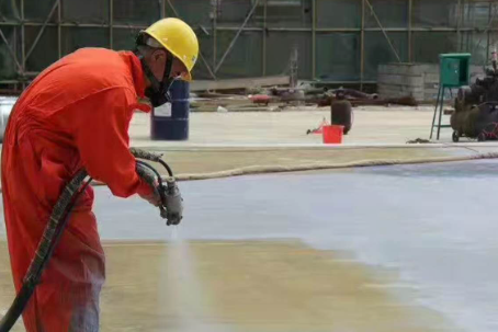 山西彩色路面喷涂是一种为路面